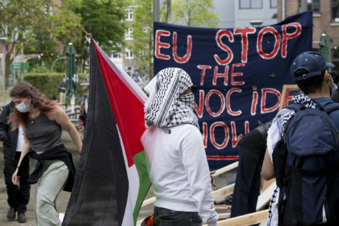Demonstrators opposed university ties with Israel