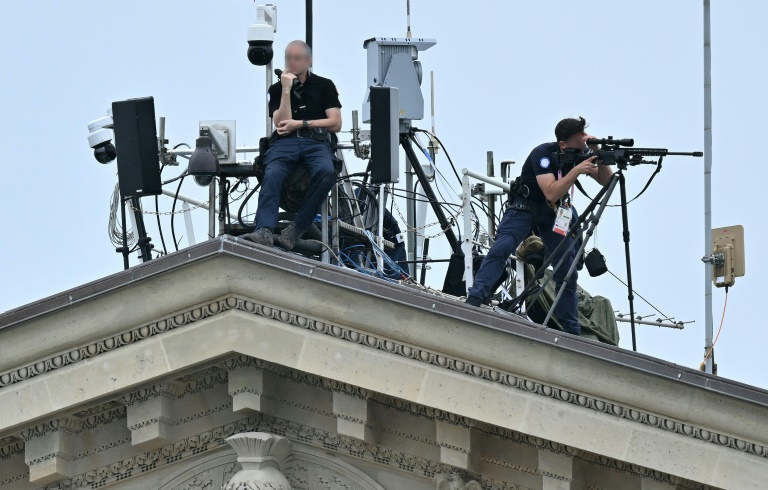 French Police Win Plaudits After High-risk Olympics