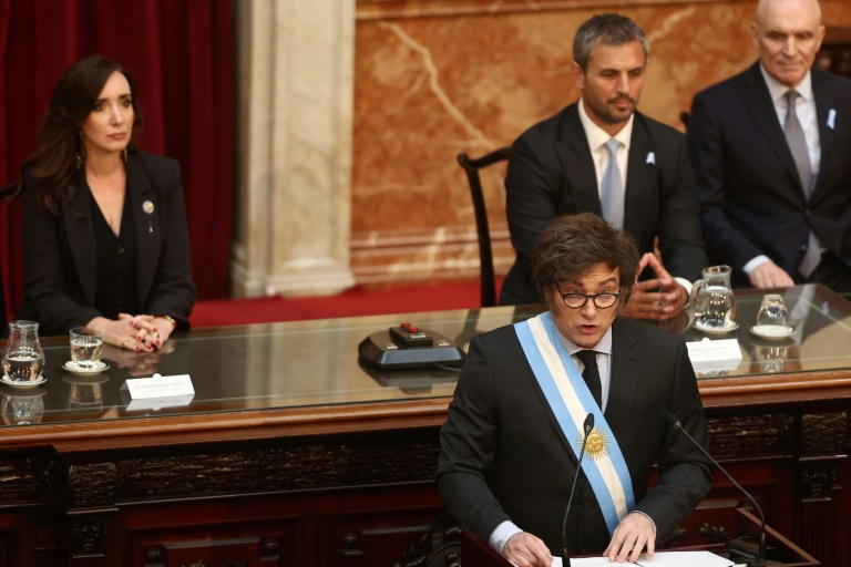 https://d.ibtimes.com/en/full/4548263/argentine-president-javier-milei-presented-his-budget-congress.jpg