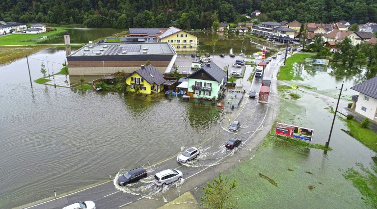 https://d.ibtimes.com/en/full/4548619/81-year-old-woman-was-austrias-fifth-victim-floods-police-spokesman-told-afp.jpg