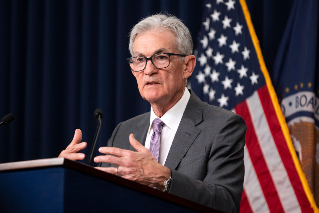 https://d.ibtimes.com/en/full/4548944/federal-reserve-chairman-jerome-powell.jpg