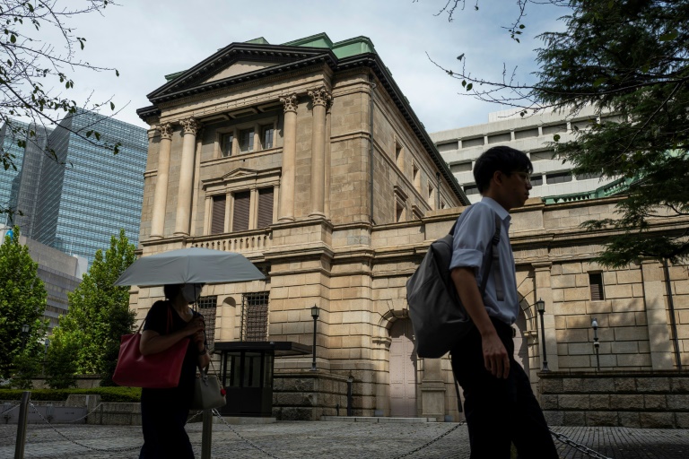 https://d.ibtimes.com/en/full/4549280/boj-was-long-time-outlier-among-major-central-banks.jpg