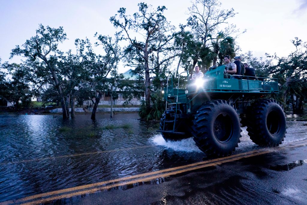 https://d.ibtimes.com/en/full/4550256/helene-water-rescues.jpg