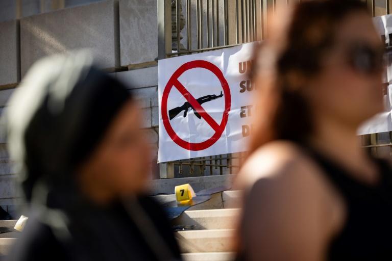 https://d.ibtimes.com/en/full/4552208/marseille-frances-second-largest-city-also-one-its-poorest-plagued-drug-related-violence.jpg