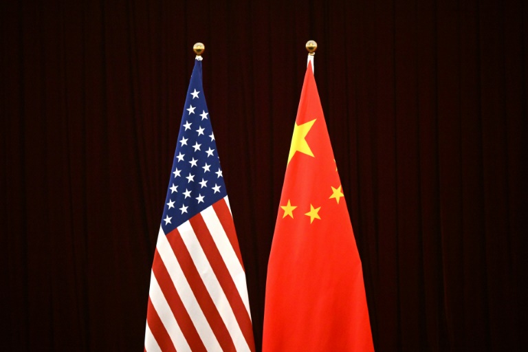 https://d.ibtimes.com/en/full/4552803/chinas-commerce-minister-wang-wentao-tuesday-raised-serious-concerns-his-us-counterpart-gina.jpg