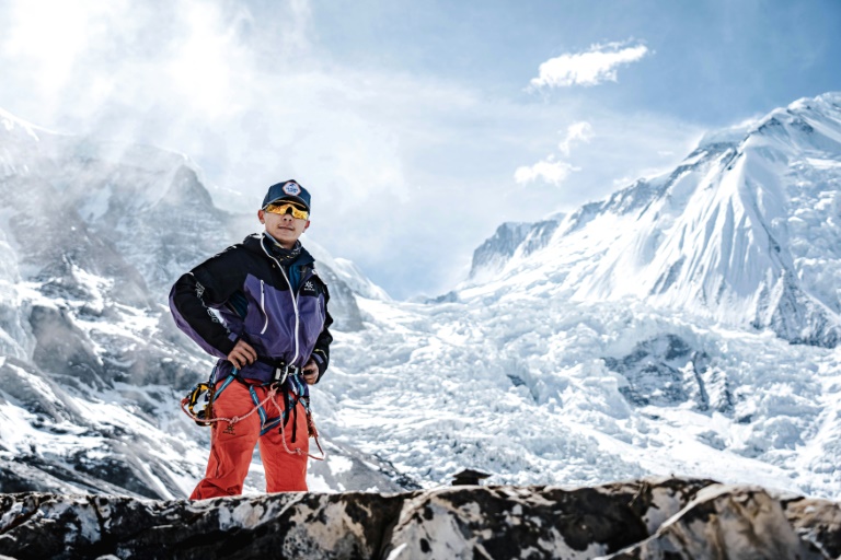 https://d.ibtimes.com/en/full/4552920/nima-rinji-sherpa-broke-record-youngest-person-summit-all-14-worlds-8000-metre-peaks.jpg