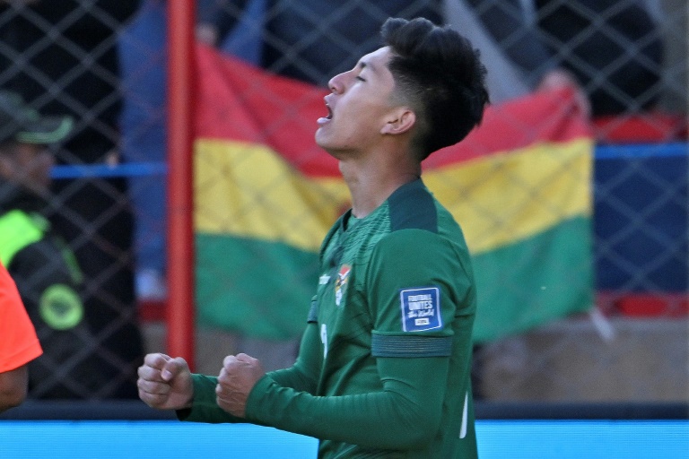 https://d.ibtimes.com/en/full/4553400/bolivia-forward-miguel-terceros-celebrates-his-spectacular-winner-against-colombia.jpg