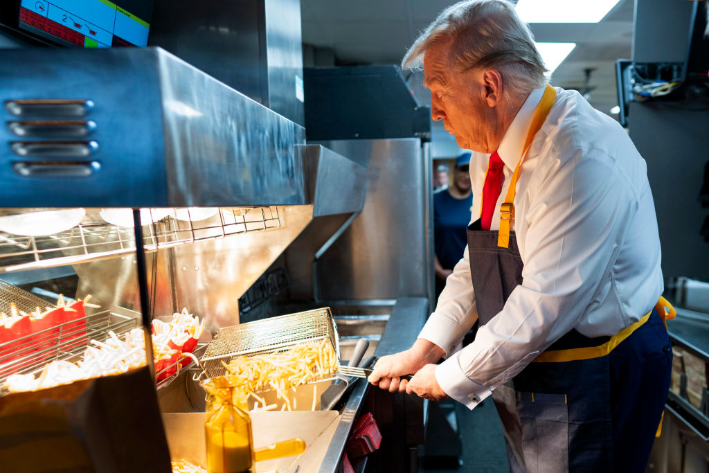 https://d.ibtimes.com/en/full/4555471/trump-french-fries.jpg