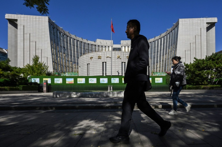 https://d.ibtimes.com/en/full/4555525/rate-cut-peopples-bank-china-latest-move-authorities-boost-economy.jpg