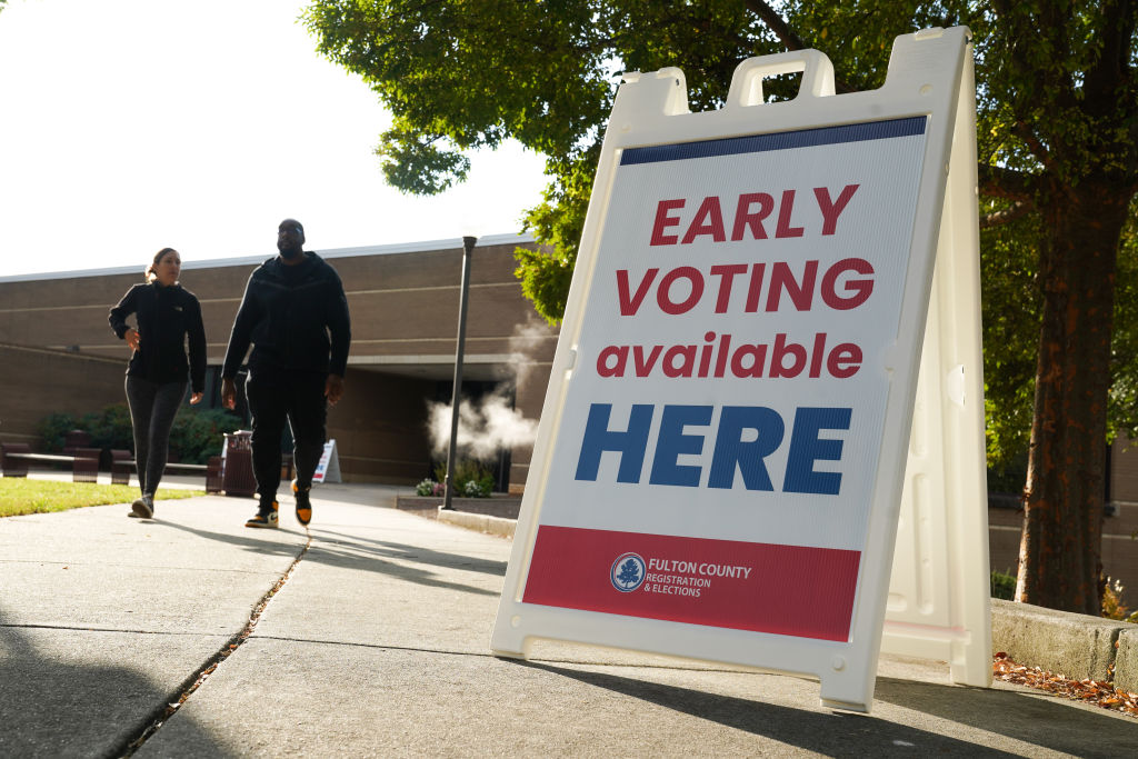 https://d.ibtimes.com/en/full/4556977/georgia-early-voting.jpg