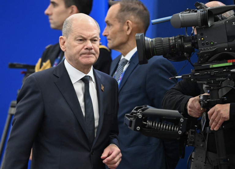 https://d.ibtimes.com/en/full/4560286/germanys-chancellor-olaf-scholz-european-union-meeting-budapest.jpg