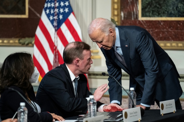 https://d.ibtimes.com/en/full/4560597/us-president-joe-biden-confers-his-national-security-advisor-jake-sullivan-washington-october.jpg