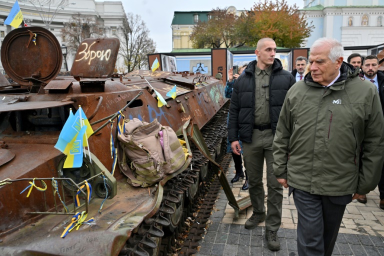 https://d.ibtimes.com/en/full/4560613/borrells-visit-was-first-ukraine-top-brussels-official-since-donald-trumps-election-win.jpg