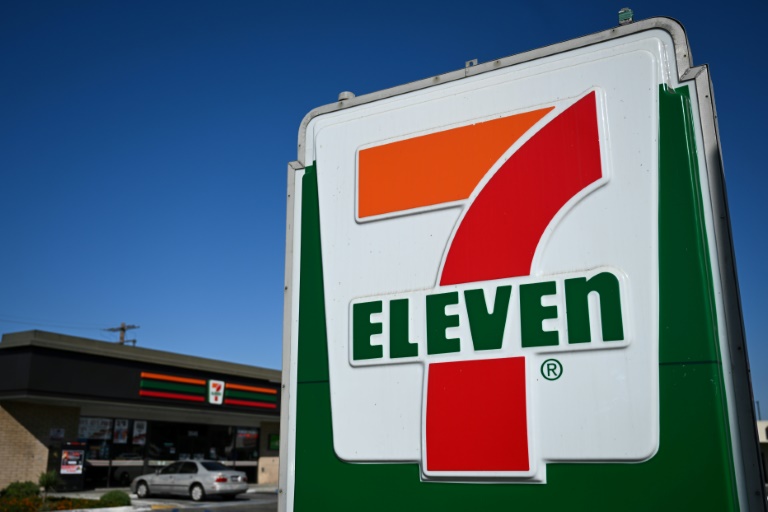 7-Eleven Owner Announces Counter-bid To Foreign Buyout