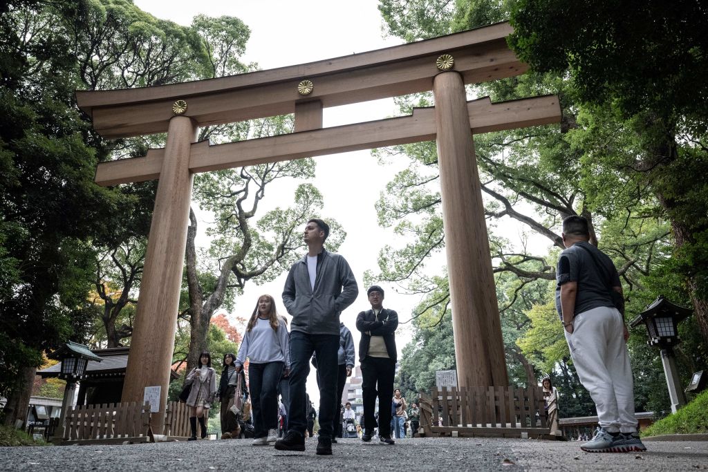 https://d.ibtimes.com/en/full/4562416/meiji-jingu-shrine.jpg