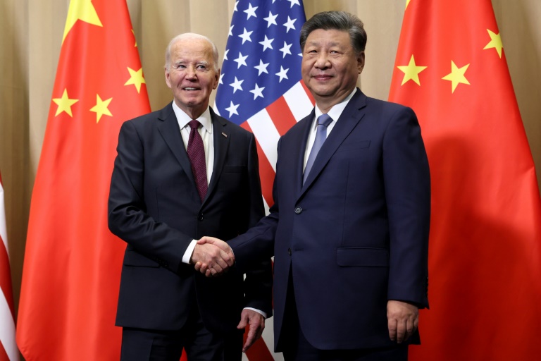 https://d.ibtimes.com/en/full/4564983/us-president-joe-biden-shakes-hands-chinese-president-xi-jinping-sidelines-asia-pacific.jpg