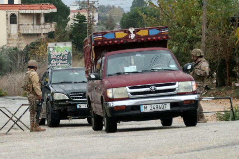 https://d.ibtimes.com/en/full/4565199/lebanese-army-soldiers-man-checkpoint-southern-lebanons-marjayoun-area-after-ceasefire-between.jpg