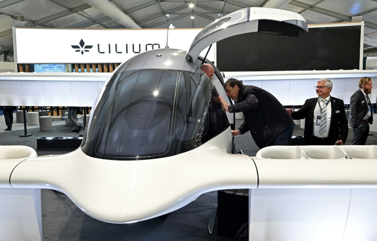 https://d.ibtimes.com/en/full/4571297/lilium-jet-has-yet-make-manned-test-flight.jpg