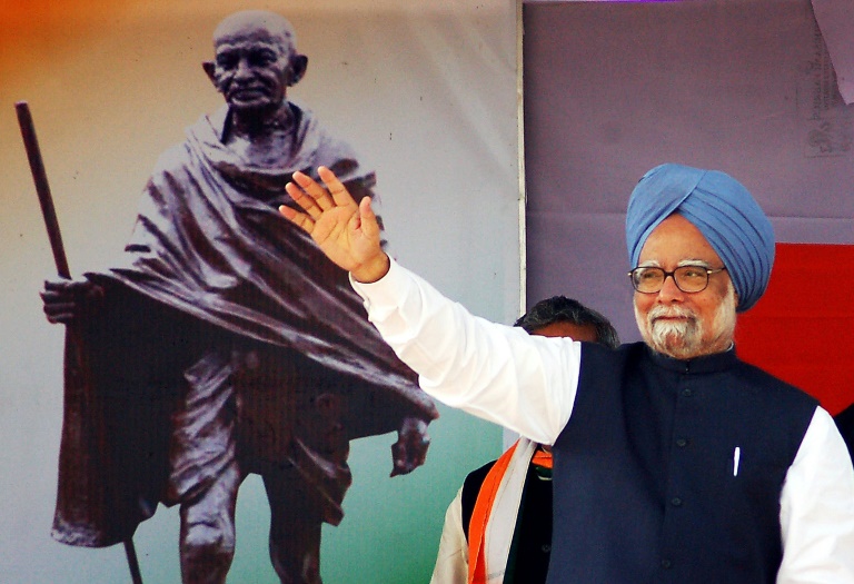 https://d.ibtimes.com/en/full/4571659/indian-prime-minister-manmohan-singh-died-age-92-hospital-new-delhi.jpg