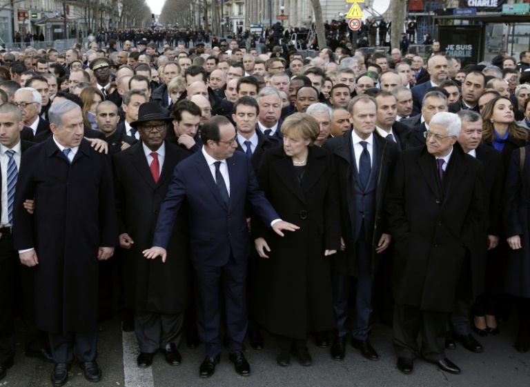 https://d.ibtimes.com/en/full/4573389/francois-hollande-then-president-led-solidarity-march-paris-joined-40-other-world-leaders-days.jpg