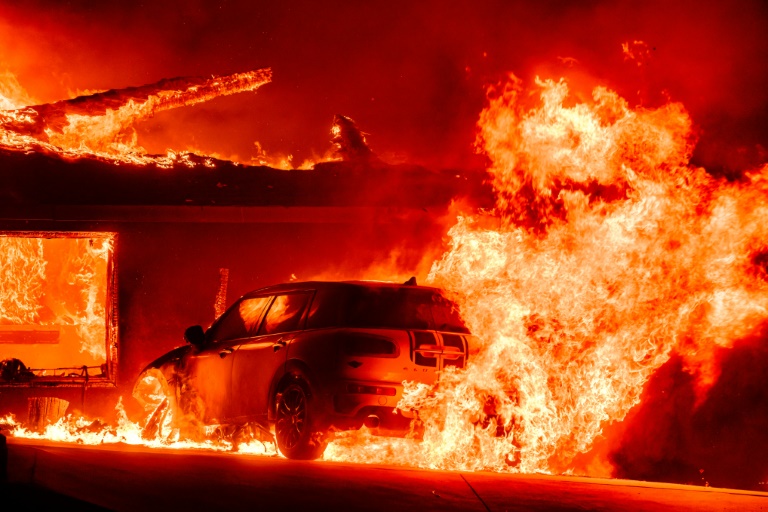 https://d.ibtimes.com/en/full/4573797/car-burns-outsie-home-altadena-area-los-angeles-county.jpg