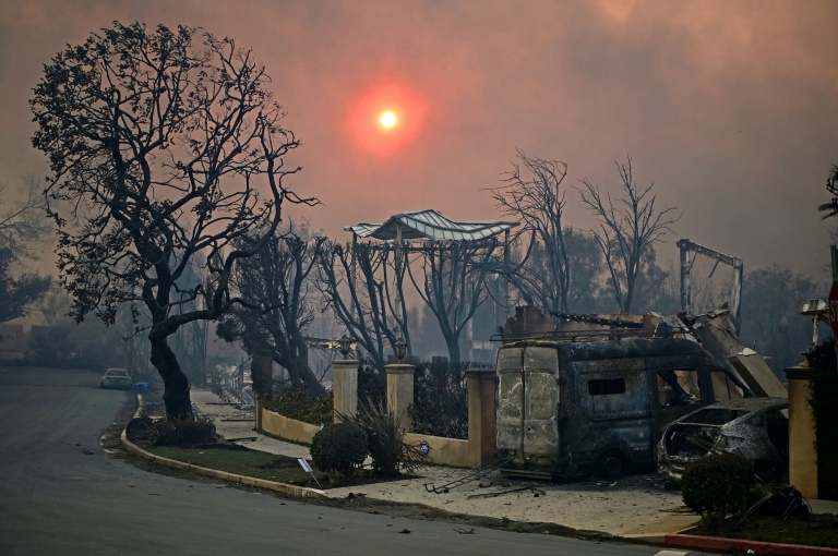 https://d.ibtimes.com/en/full/4574294/structures-vehicles-charred-palisades-fire-are-seen-pacific-palisades-california-january-8.jpg