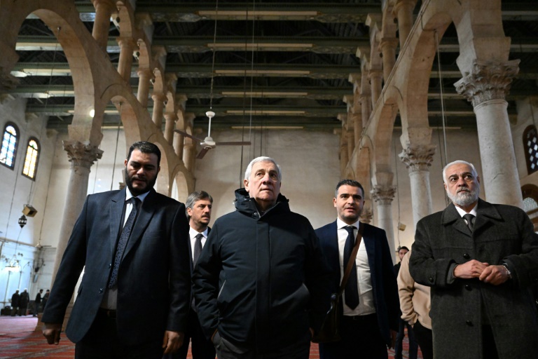 https://d.ibtimes.com/en/full/4574382/italian-foreign-minister-antonio-tajani-visits-eighth-century-umayyad-mosque-old-city-damascus.jpg