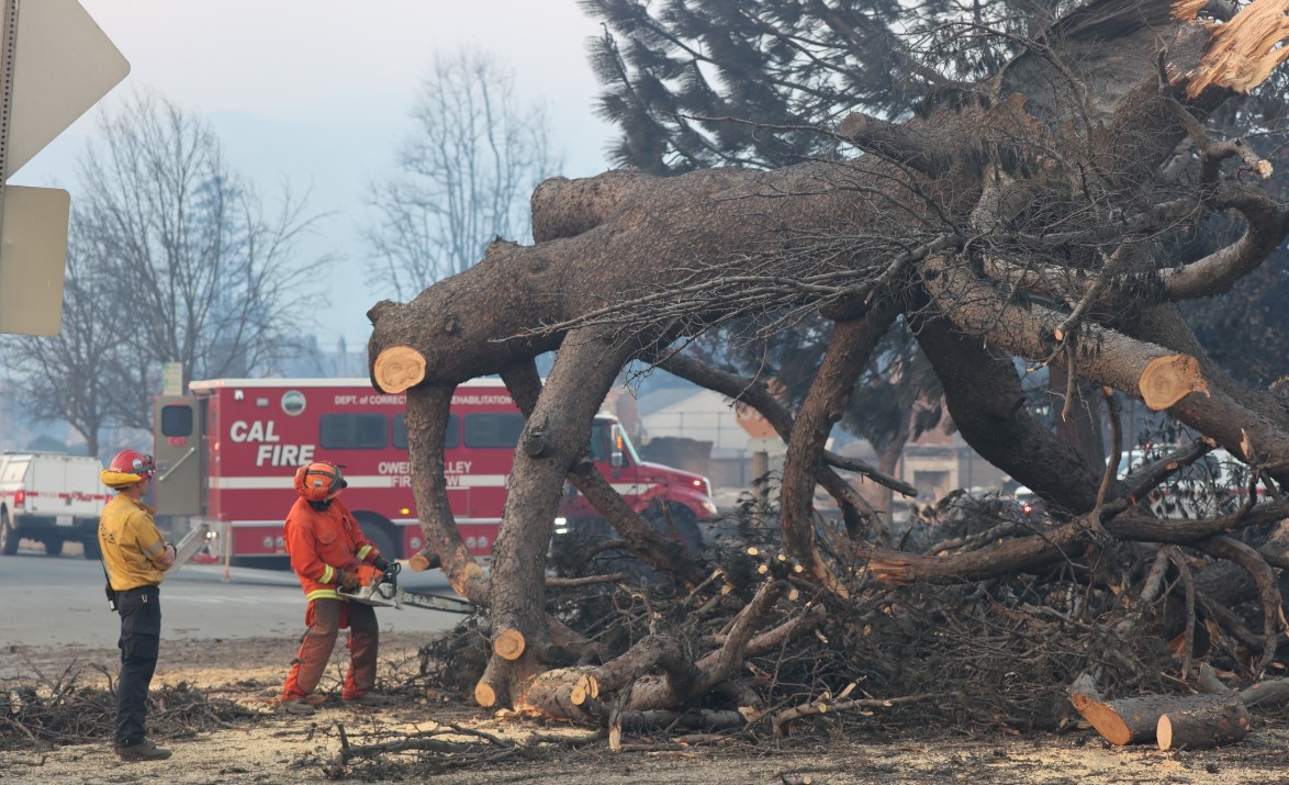 Hundreds Of California Prisoners Are Joining The Fight Against The Los Angeles Wildfires