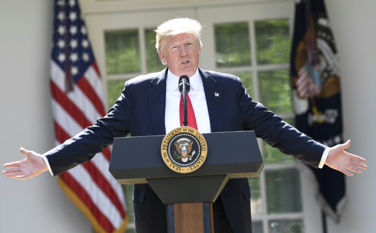 https://d.ibtimes.com/en/full/4578858/his-first-day-back-white-house-donald-trump-announced-us-withdrawal-paris-accord.jpg