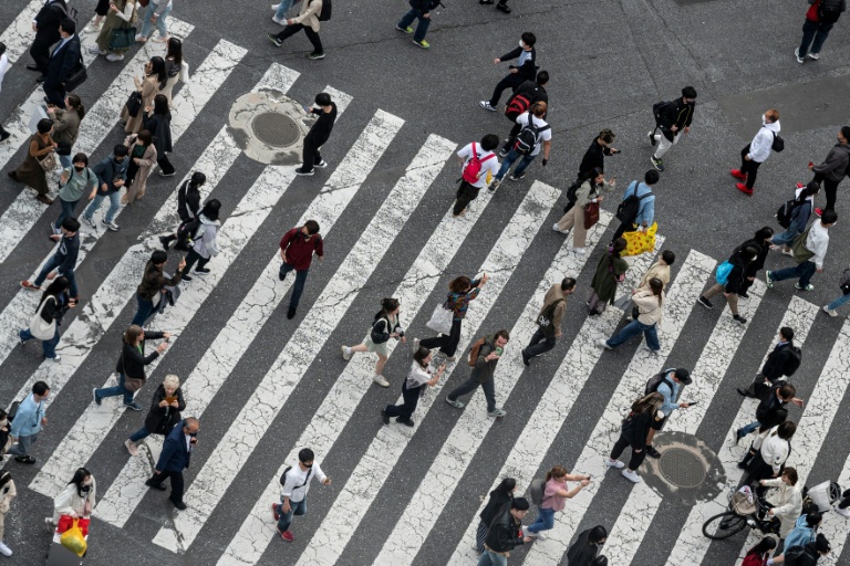 https://d.ibtimes.com/en/full/4578992/shares-tokyo-joined-rebound-wall-street-following-painful-start-week.jpg