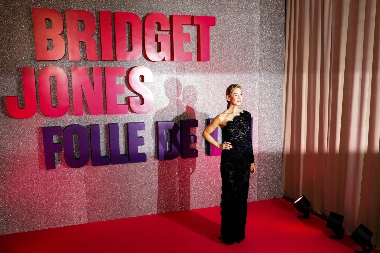 https://d.ibtimes.com/en/full/4579035/actor-renee-zellweger-returns-hapless-bridget-jones.jpg