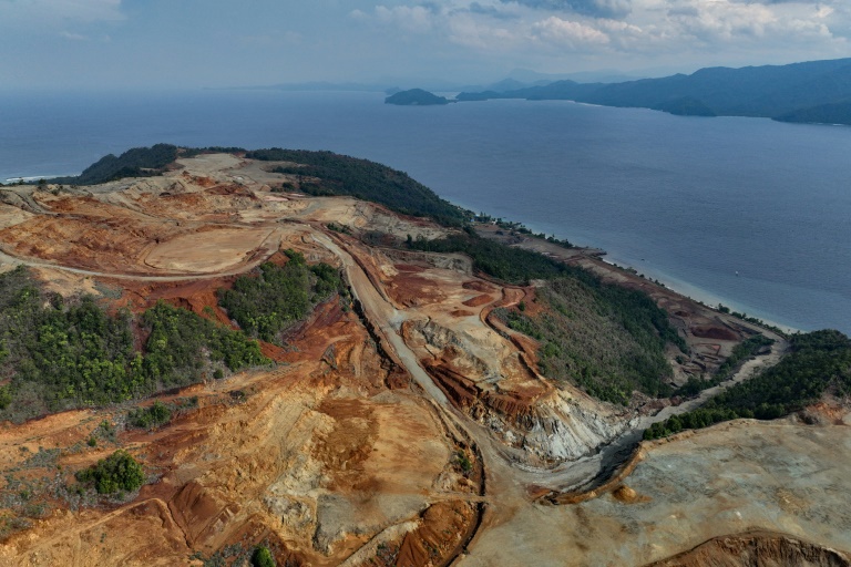 https://d.ibtimes.com/en/full/4579666/indonesia-has-one-worlds-highest-rates-deforestation.jpg