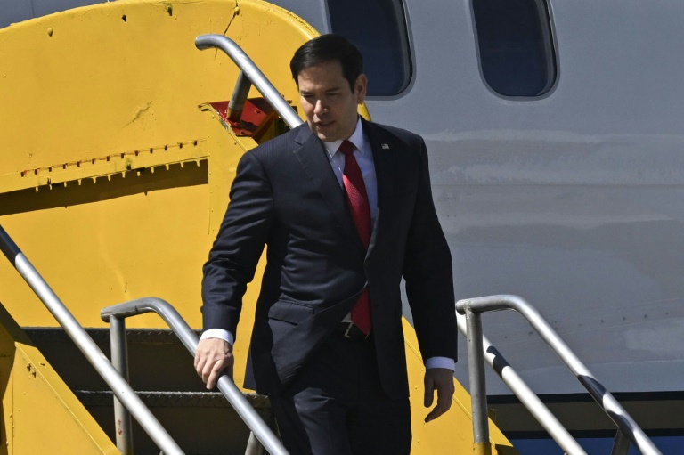 https://d.ibtimes.com/en/full/4580723/us-secretary-state-marco-rubio-arrives-guatemala-city-third-stop-his-latin-america-tour.jpg