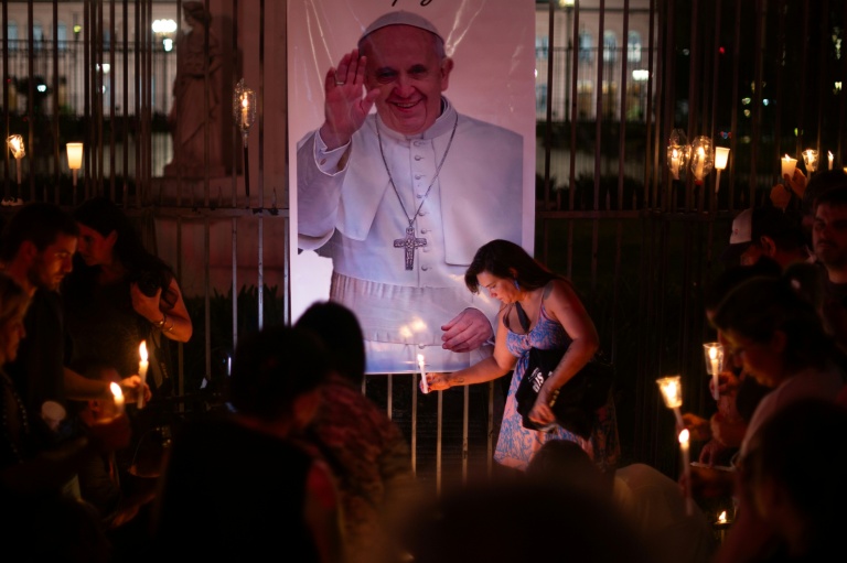 https://d.ibtimes.com/en/full/4585730/francis-who-had-part-one-his-lungs-removed-young-man-prone-respiratory-illnesses.jpg