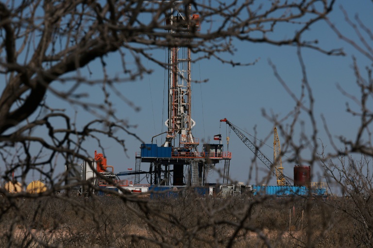 https://d.ibtimes.com/en/full/4585922/industry-experts-are-skeptical-that-oil-companies-will-significantly-ramp-drilling-spite-donald.jpg