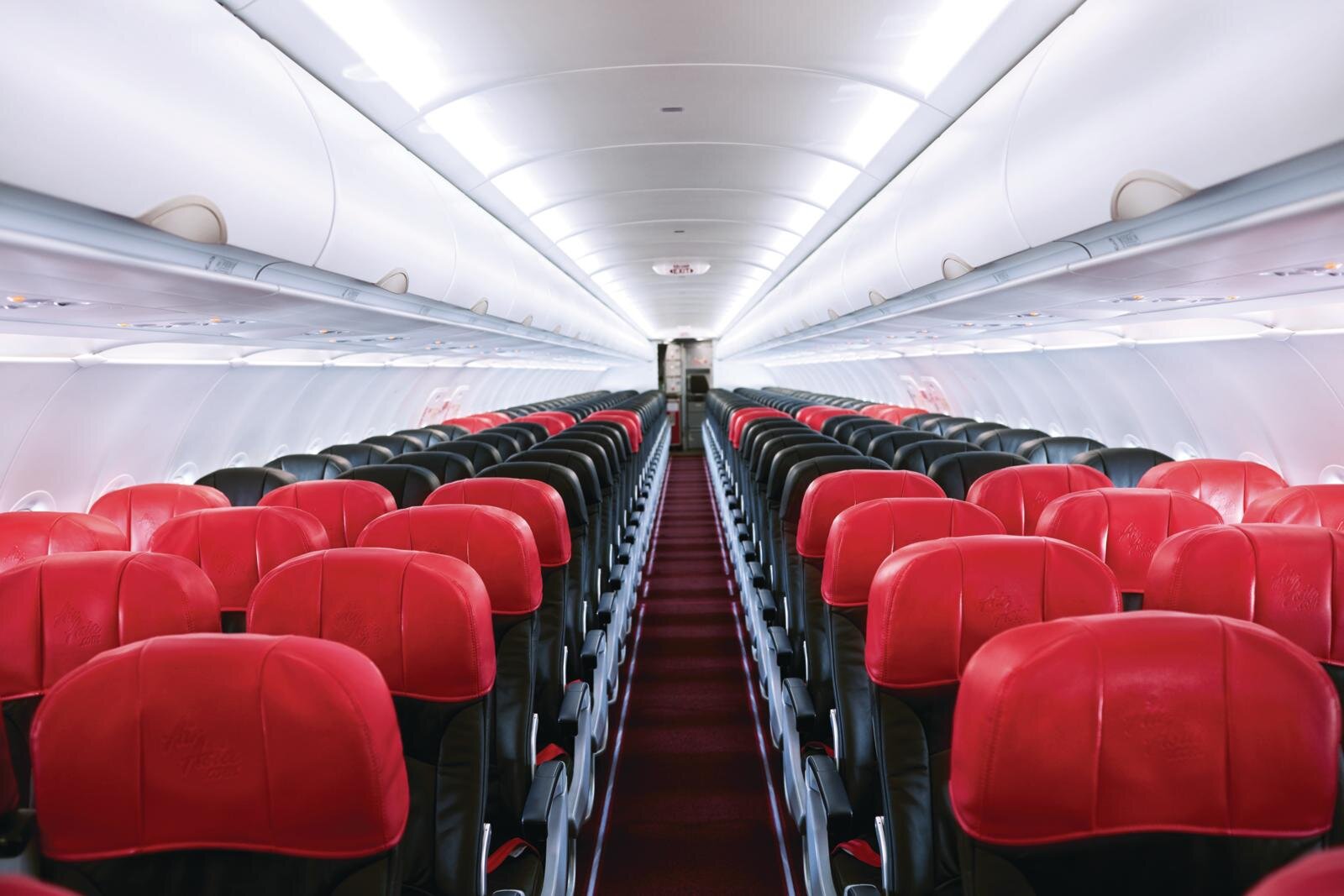 https://d.ibtimes.com/en/full/4586475/airasia-seats.jpg