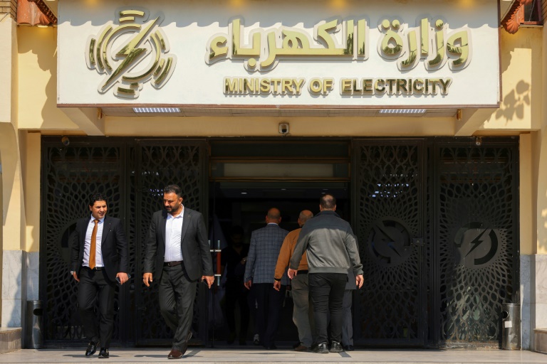 https://d.ibtimes.com/en/full/4586699/irans-gas-electricity-supply-accounts-third-iraqs-energy-needs.jpg