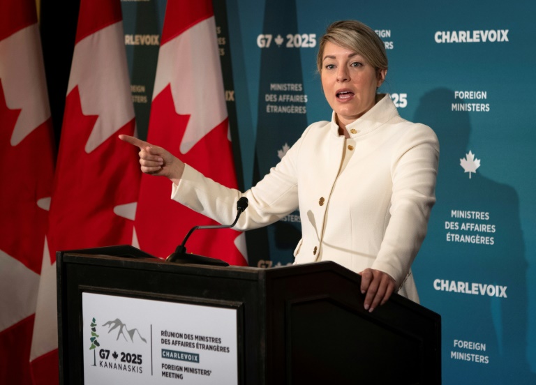 https://d.ibtimes.com/en/full/4586999/canadian-foreign-minister-melanie-joly-speaks-during-g7-meeting-foreign-ministers-quebec.jpg