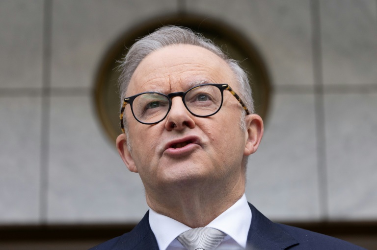 Australian PM Tells Voters He's Ready For Trump Tariffs thumbnail