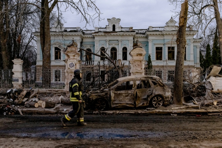https://d.ibtimes.com/en/full/4593683/russian-strike-killed-least-34-people-ukrainian-city-sumy-sunday.jpg