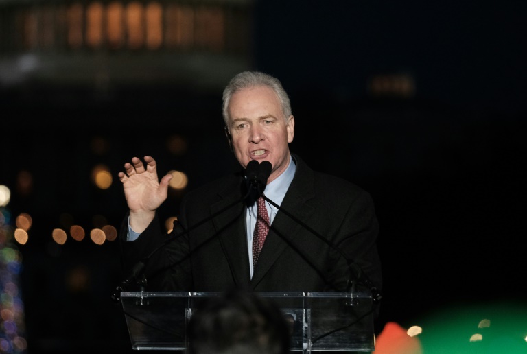 https://d.ibtimes.com/en/full/4594450/us-senator-chris-van-hollen-said-he-hoped-meet-government-officials-el-salvador.jpg