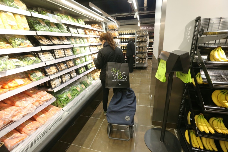 https://d.ibtimes.com/en/full/4600485/data-stolen-could-include-names-dates-birth-home-addresses-its-customers-marks-spencer-said.jpg