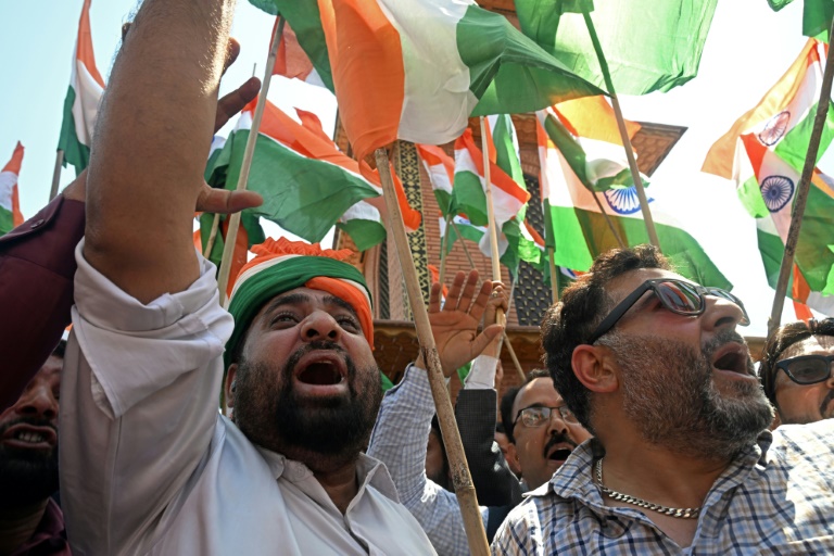 India Says Pakistan Nuclear Arsenal Should Be Under UN Surveillance thumbnail