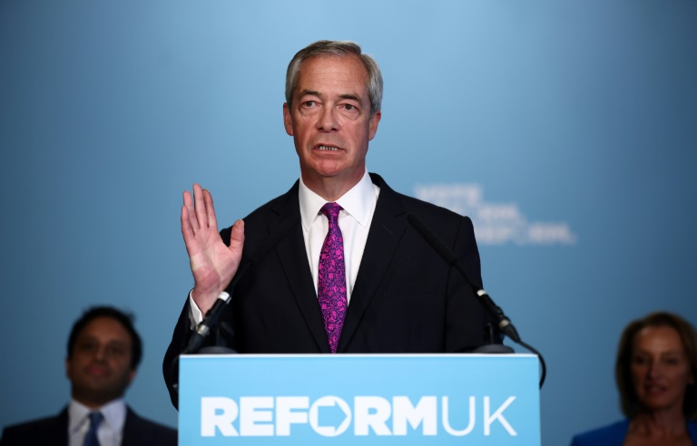 https://d.ibtimes.com/en/full/4603721/reform-uk-leader-nigel-farage-has-pledged-launch-crypto-revolution-if-his-party-comes-power.jpg