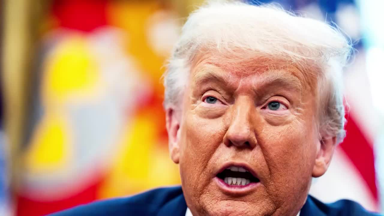 https://d.ibtimes.com/en/full/4607010/chosen-this-moment-trump-cites-huckabees-message-hints-iran-response.jpg