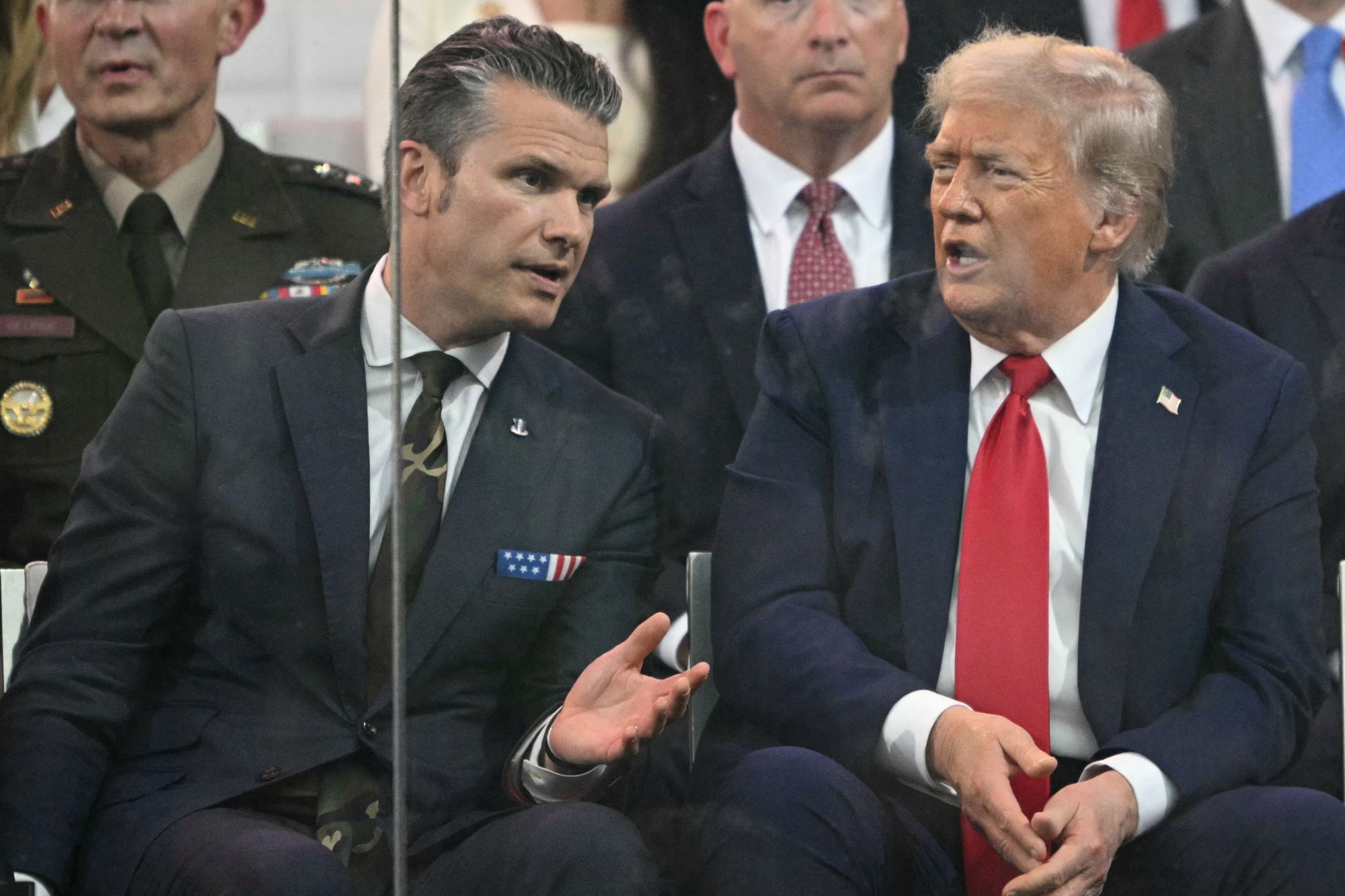 https://d.ibtimes.com/en/full/4607582/trump-defends-hegseth-06262025-1.jpg