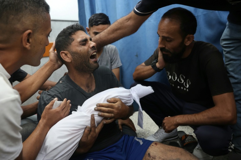 Israel-Hamas Ceasefire Negotiations Resume As Trump Pushes For Deal thumbnail