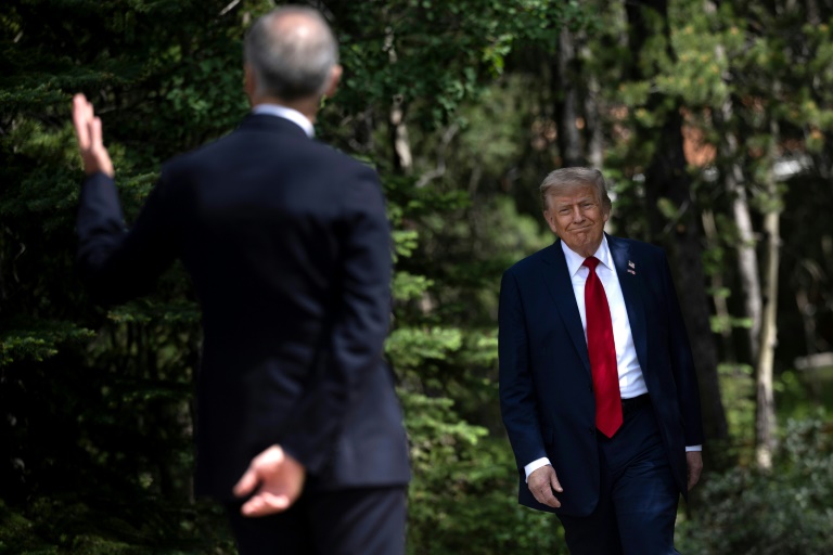 https://d.ibtimes.com/en/full/4610231/us-president-donald-trump-stepped-tariff-threats-canada-brazil-over-dozen-countries-this-week.jpg