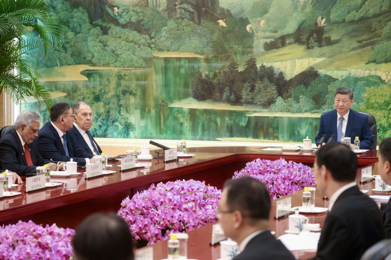 https://d.ibtimes.com/en/full/4610866/chinese-president-xi-jinping-addresses-foreign-ministers-including-russias-sergei-lavrov-3rdl.jpg