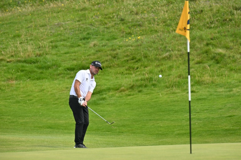 Charging Scheffler Closes On British Open Lead thumbnail